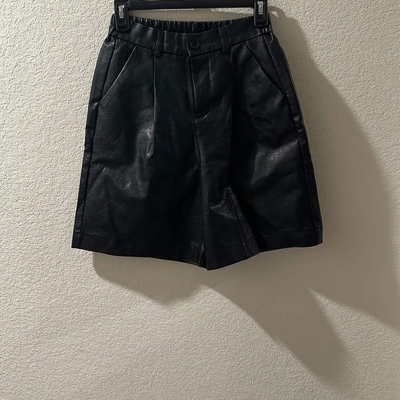 Black pu leather shorts NWT - Picture 3 of 7